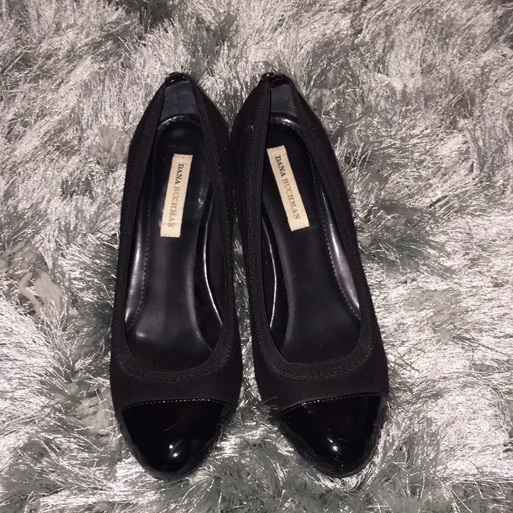BLACK WEDGES